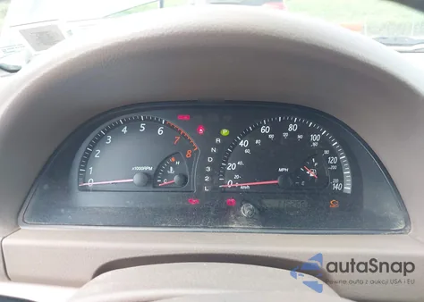 2003 Toyota Camry Xle V6 z USA, uszkodzony, nr VIN 4T1BF30KX3U557324